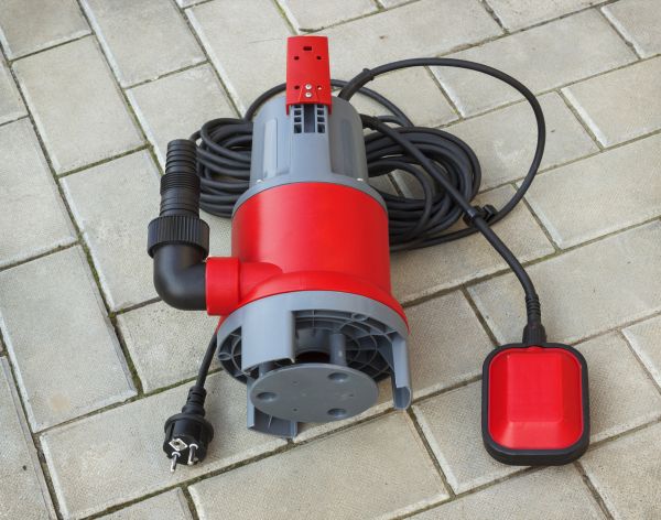 Cost of Submersible Pump Installation in Wilmington